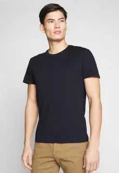 Pier One 2 PACK - T-shirts Basic -Pier One Butik 29e824f9825c4b58be6620e83ee4ac6b