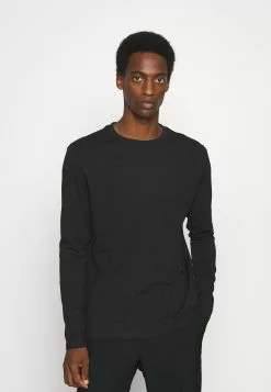 Pier One 3 PACK - Langærmede T-shirts -Pier One Butik 2f9f6b55af2d4174a4c10ae424b84bbe