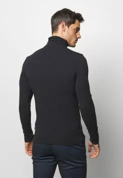 Pier One 2 PACK - Langærmede T-shirts 8 Pier One 2 PACK - Langærmede T-shirts -Pier One Butik 70266d316e874575a24ecdc466f5c2fa