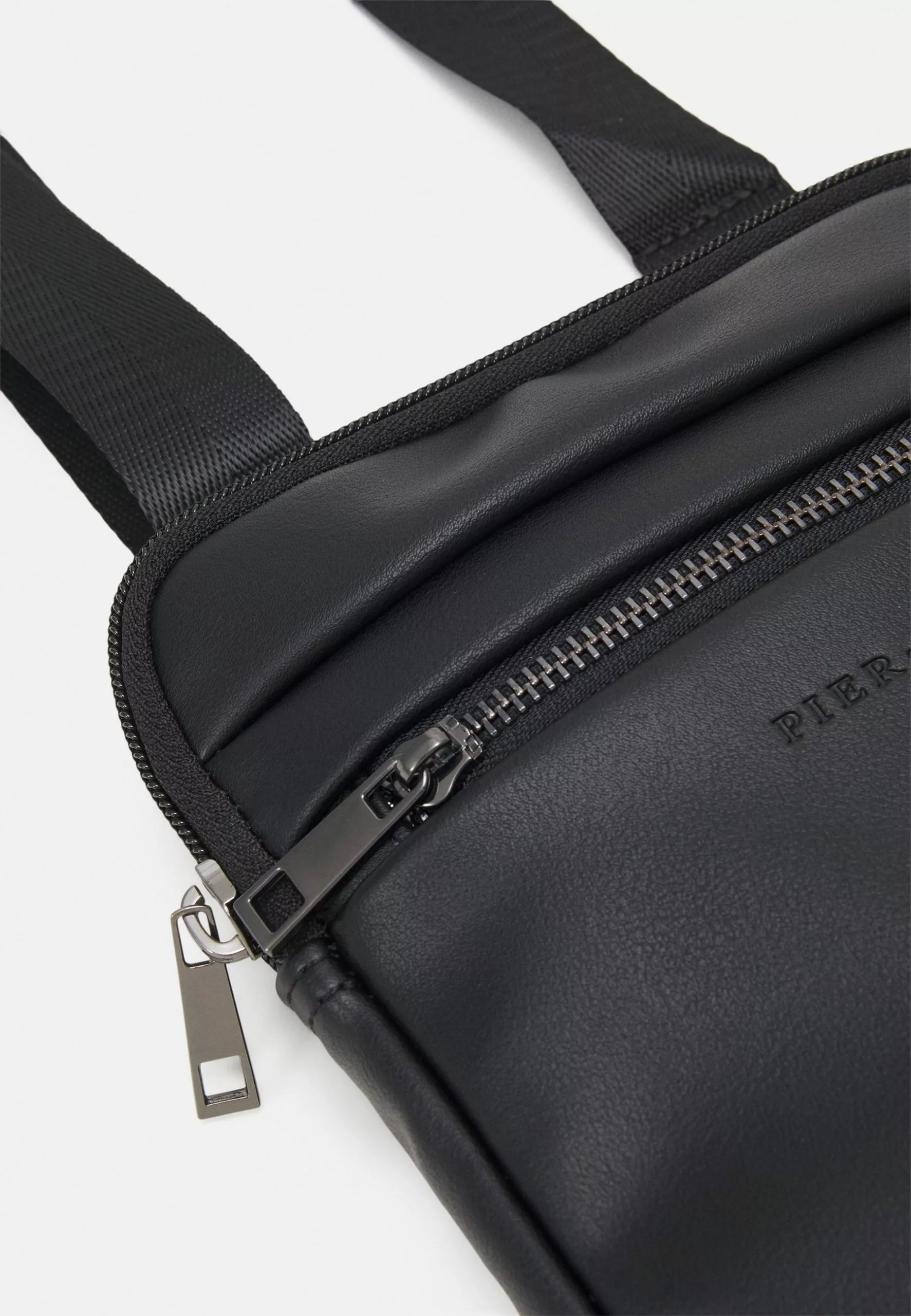 Pier One Skuldertasker 3 Pier One Skuldertasker - Billede 3