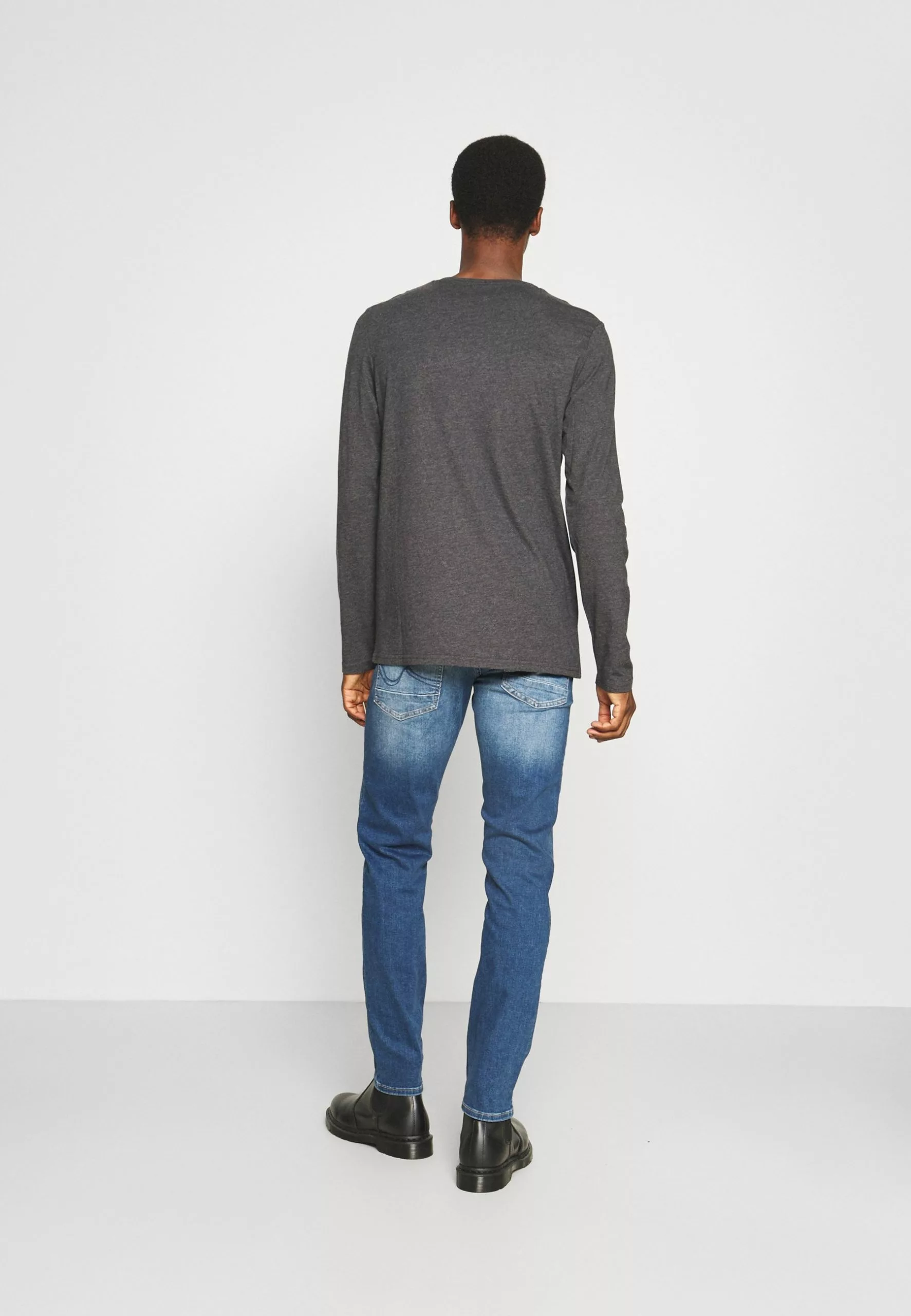 Pier One 2 PACK - Langærmede T-shirts 3 Pier One 2 PACK - Langærmede T-shirts - Billede 3