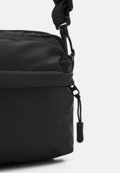 Pier One Skuldertasker 5 Pier One Skuldertasker -Pier One Butik be6c257be3b546028e24d7920c8d915e