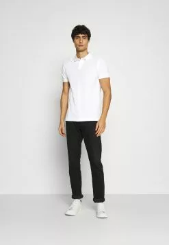 Pier One Butik -Pier One Butik db8bc8e0899143ad8c86acf5ae1a4693