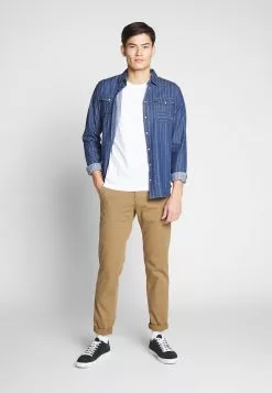 Pier One Butik -Pier One Butik fc0637525aa84c67b66ae9c9991233d8