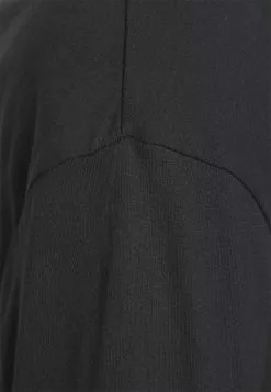 Pier One 7 PACK - T-shirts Basic -Pier One Butik fd1cd7e7ba7a46f7840e19fb02f4977d